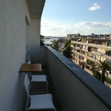 Luna Appartement *