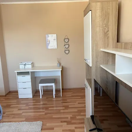 Luna Apartament *